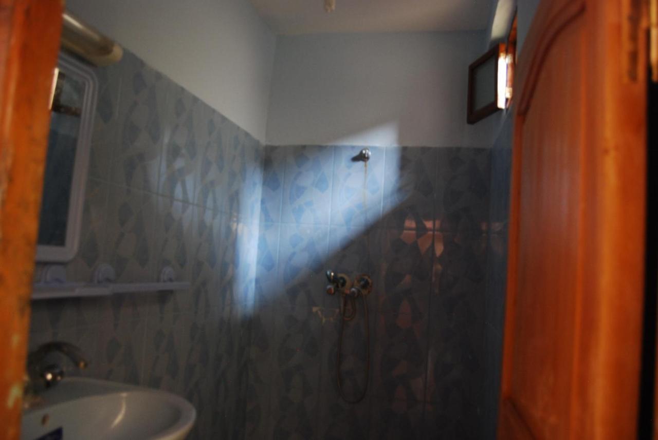 Auberge Tafilalt Bouzmou Bouzmou Imilchil Dış mekan fotoğraf