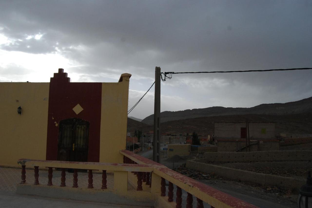 Auberge Tafilalt Bouzmou Bouzmou Imilchil Dış mekan fotoğraf