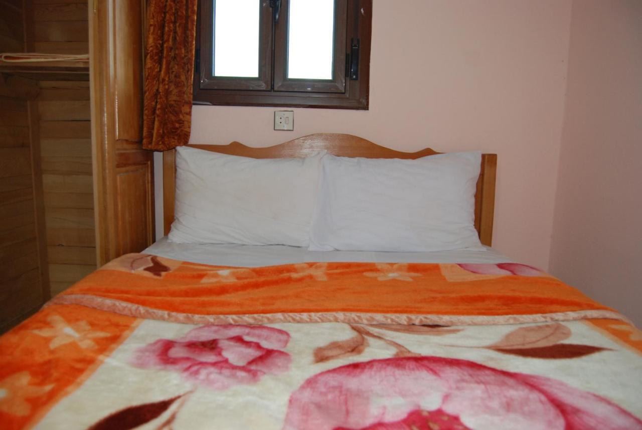 Auberge Tafilalt Bouzmou Bouzmou Imilchil Oda fotoğraf